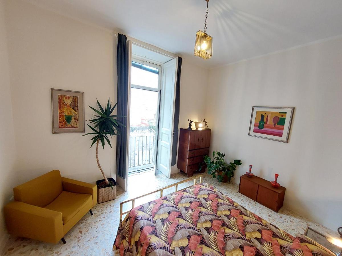 Palazzo Carafa Di Montorio Bed & Breakfast Napels