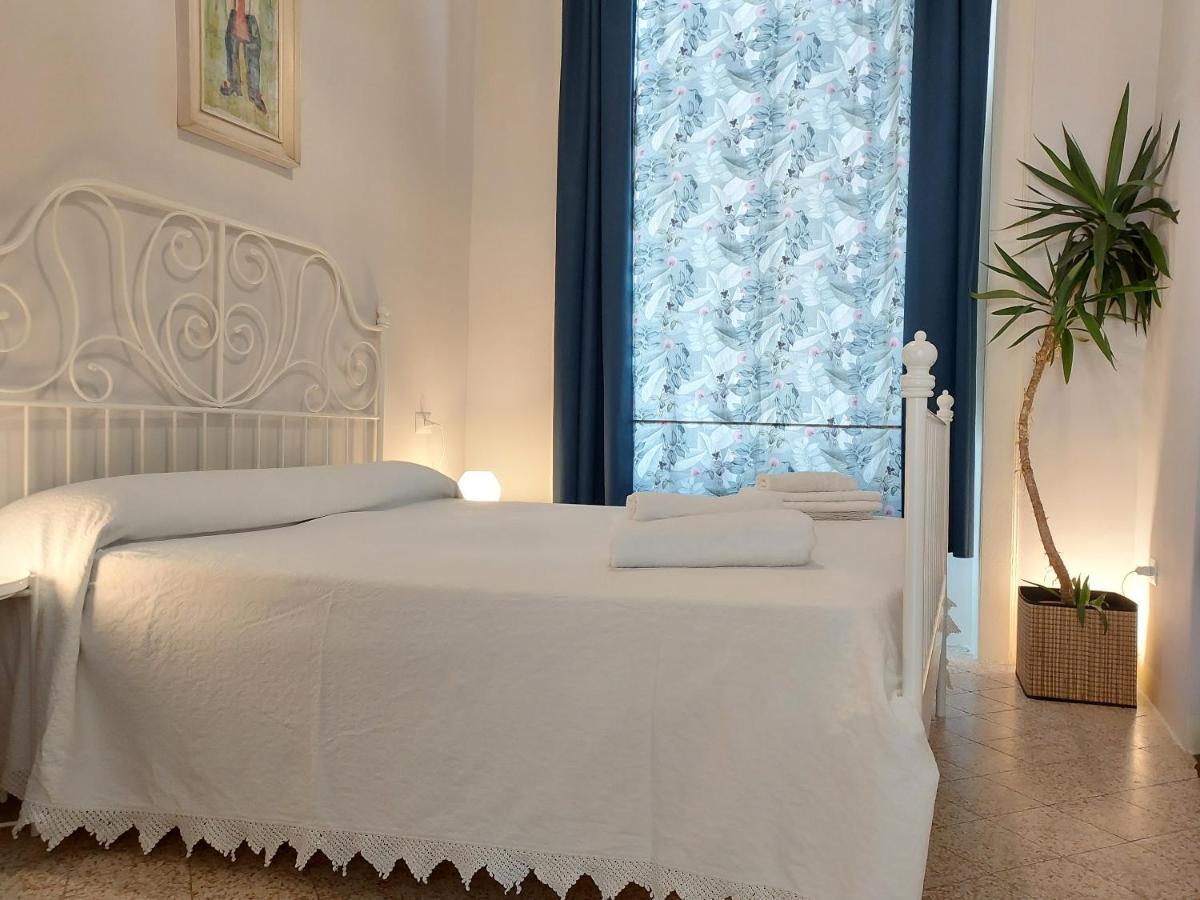 Bed & Breakfast Palazzo Carafa Di Montorio Napels