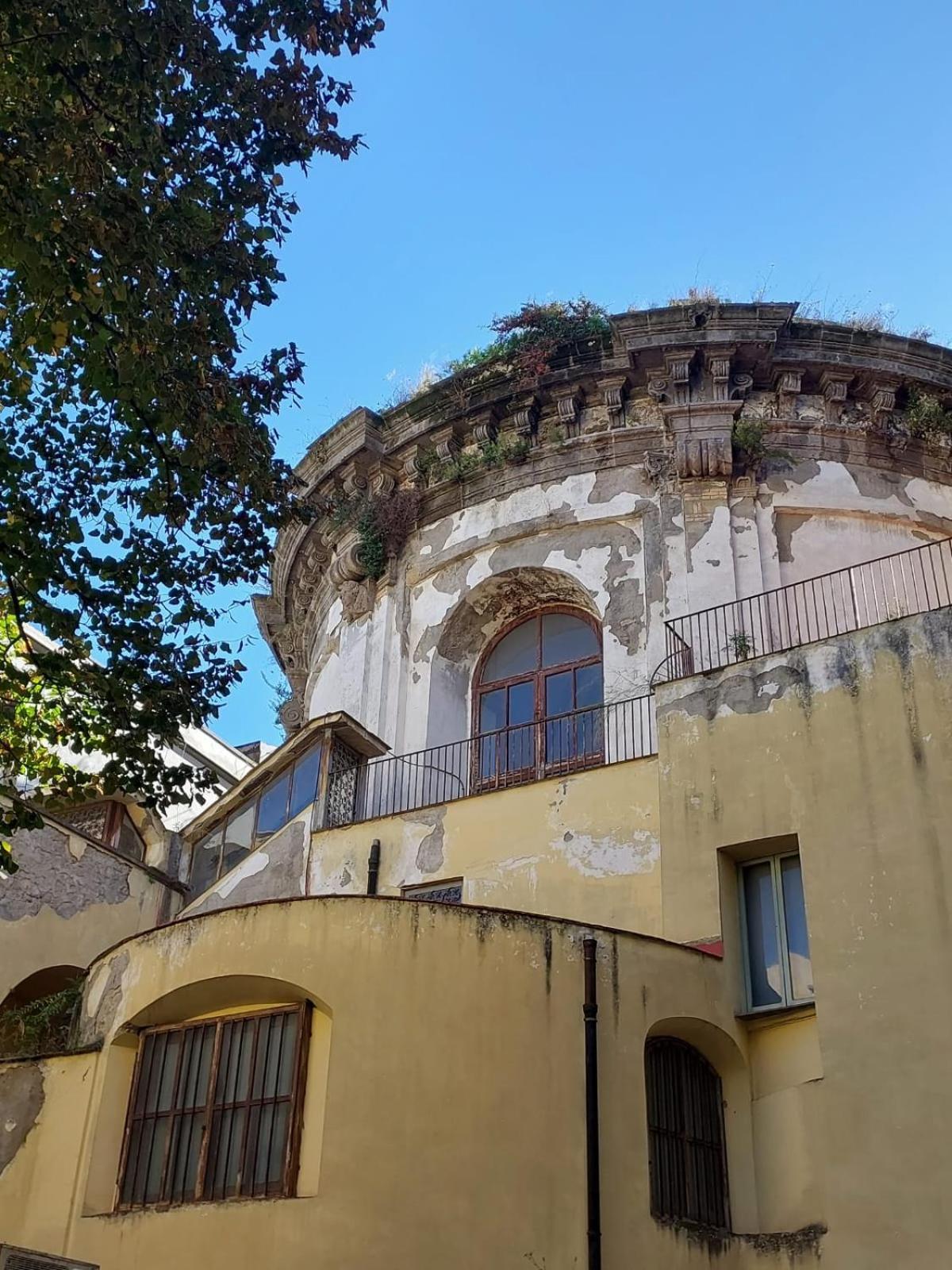 Palazzo Carafa Di Montorio Bed & Breakfast Napels