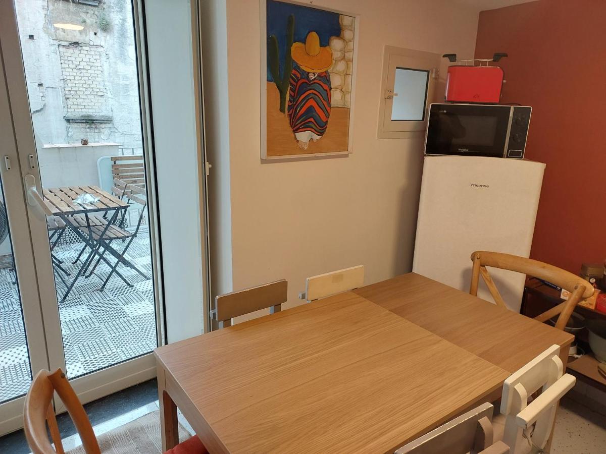 Palazzo Carafa Di Montorio Couette-café *
